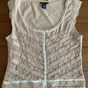 Dolce Cabo Women Cream Sleeveless Top